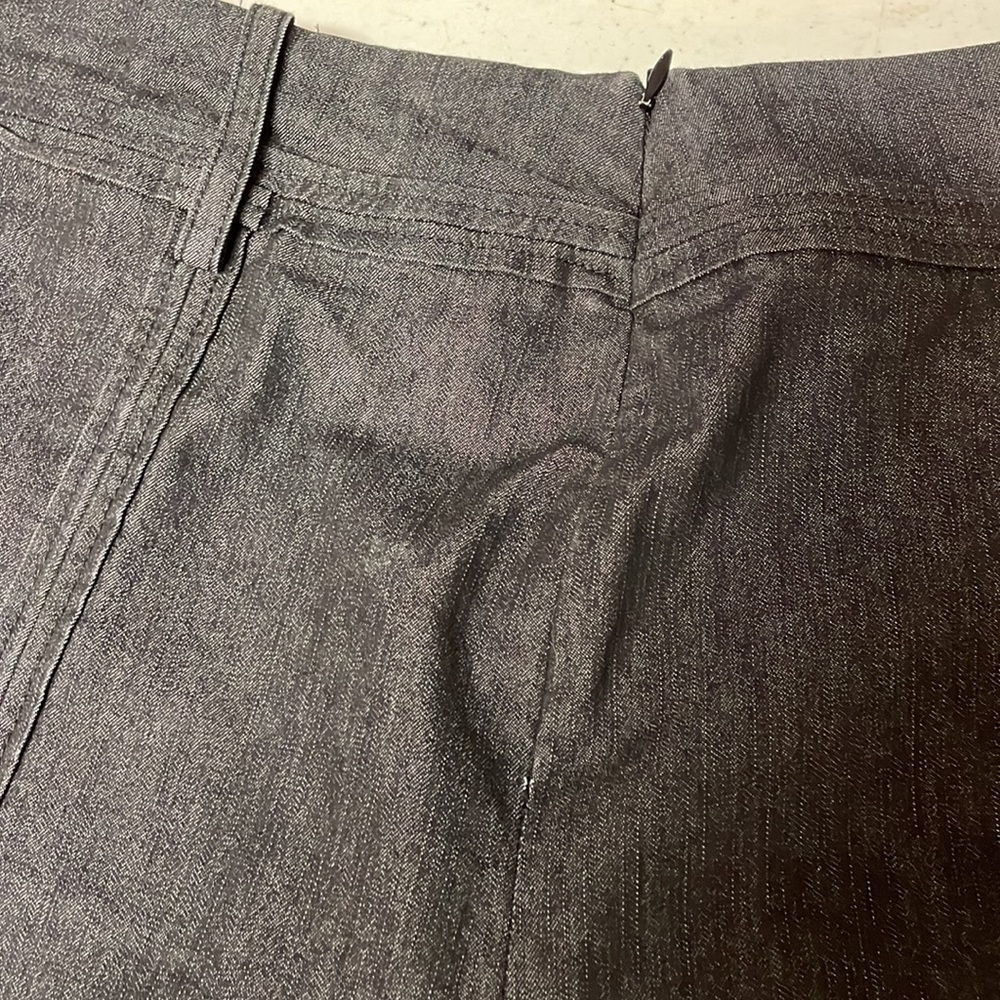 Lifestyle Attire by Larry Levine Charcoal Black Denim Skirt - Picture 4 of 7